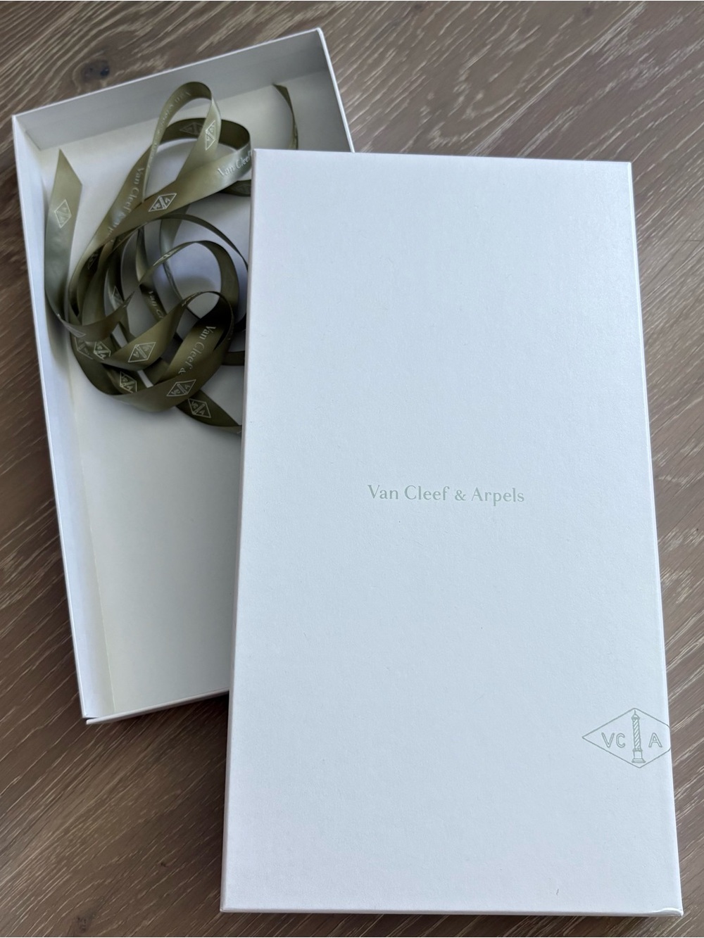 Van Cleef & Arpels White Gift Box with Olive Ribbon
